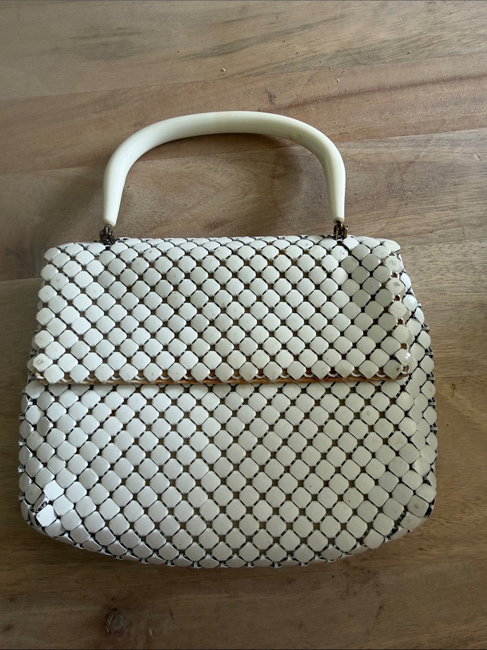 Vintage beautiful White metal mesh Top-Handle Women’s Bag